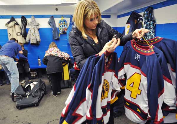 The Importance of the Team Manager in Minor Hockey